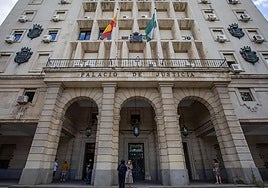 Piden tres años de cárcel para la forense acusada de juzgar a víctimas de agresión sexual