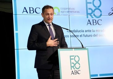 El comisario europeo de Agricultura, Christophe Hansen, define Andalucía como «un ejemplo de cooperativismo agroalimentario»
