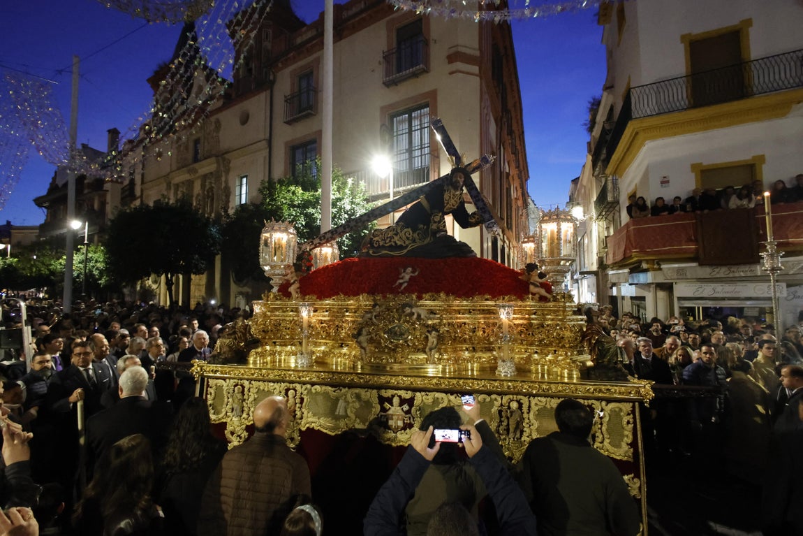 En imágenes, la salida extraordinaria del Señor de las Penas