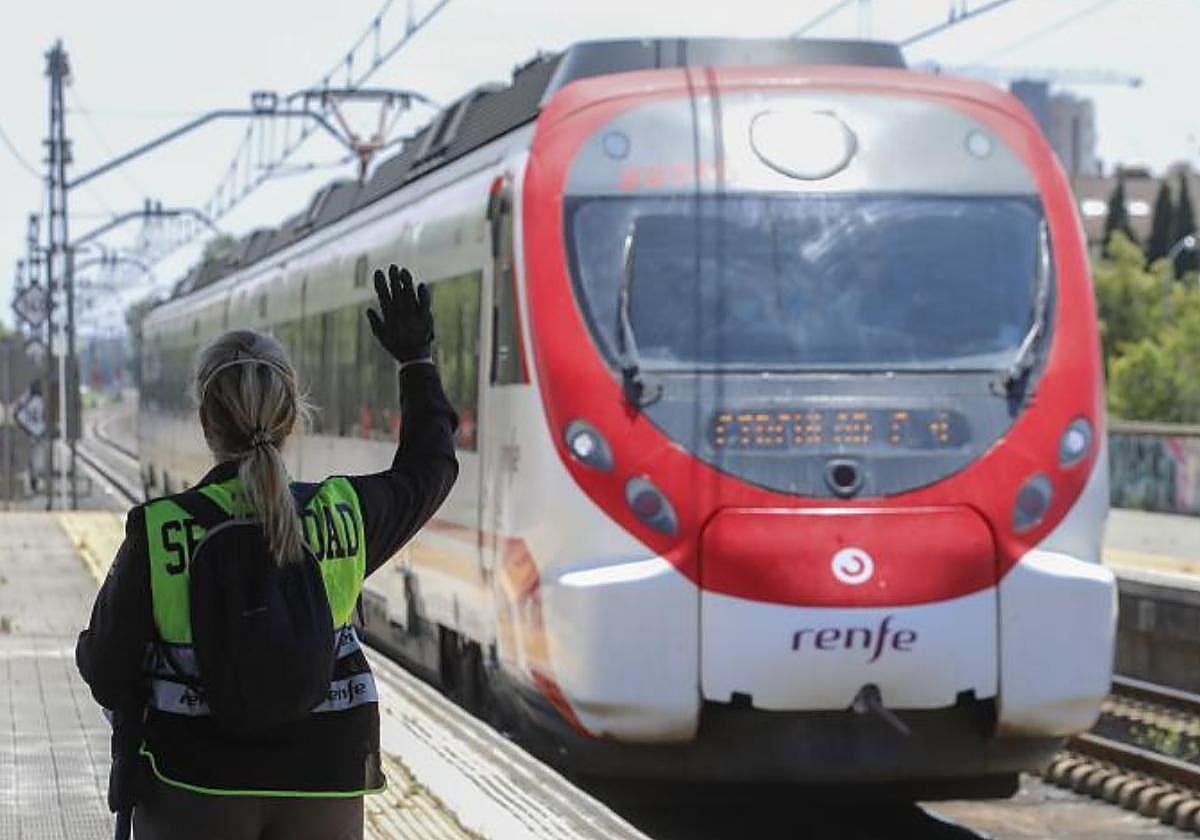 Tren de Cercanías de Sevilla