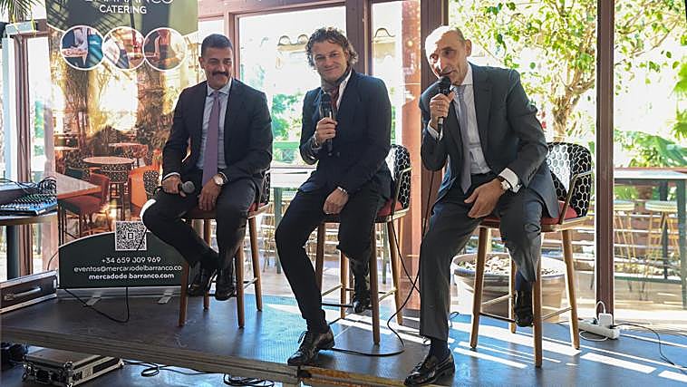 Jordi Tort, Alexandre Da Costa y Manuel Marvizón en la presentación de 'Reza Sevilla'