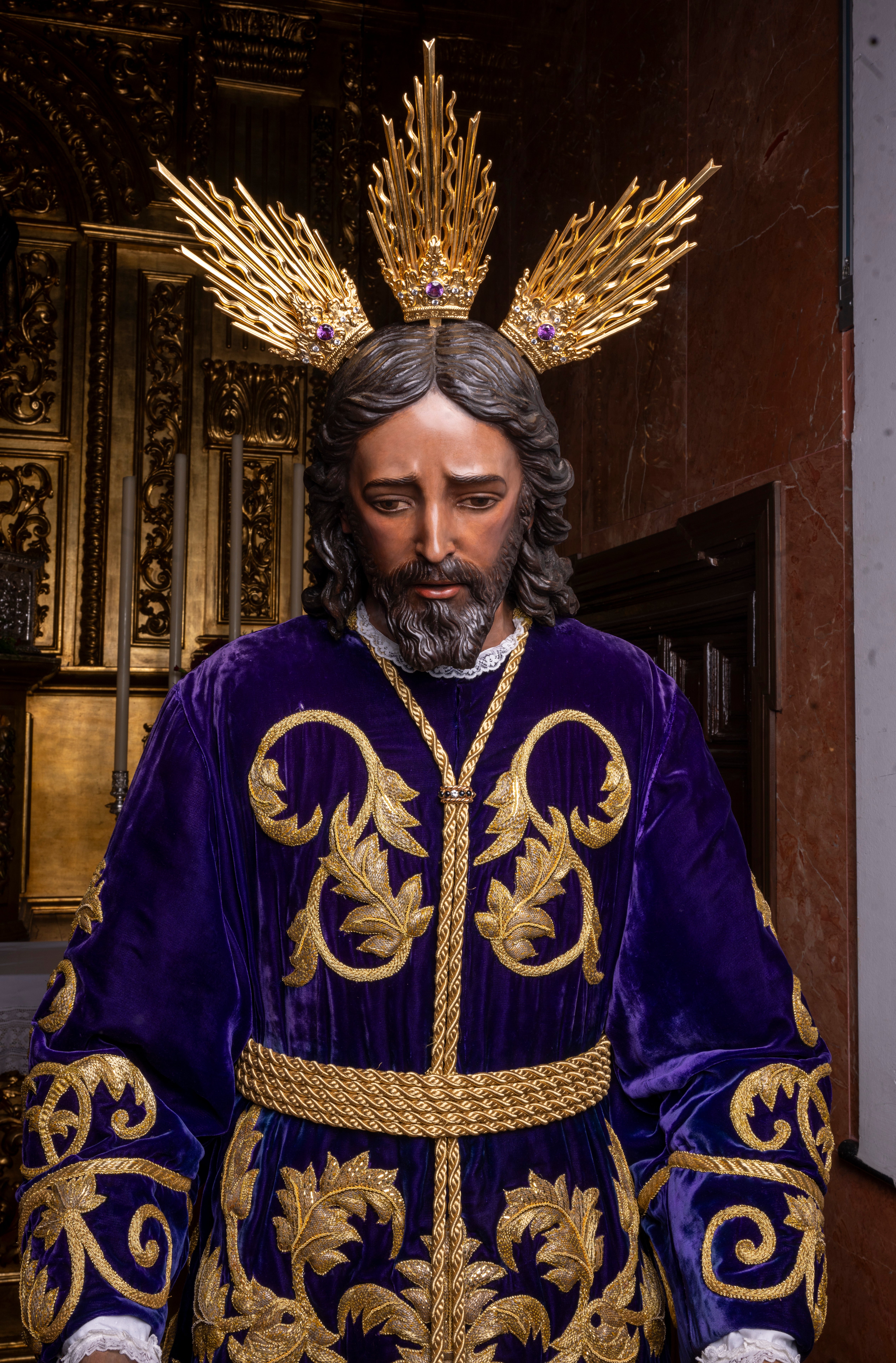 La reposición al culto de los titulares de los Panaderos, en imágenes