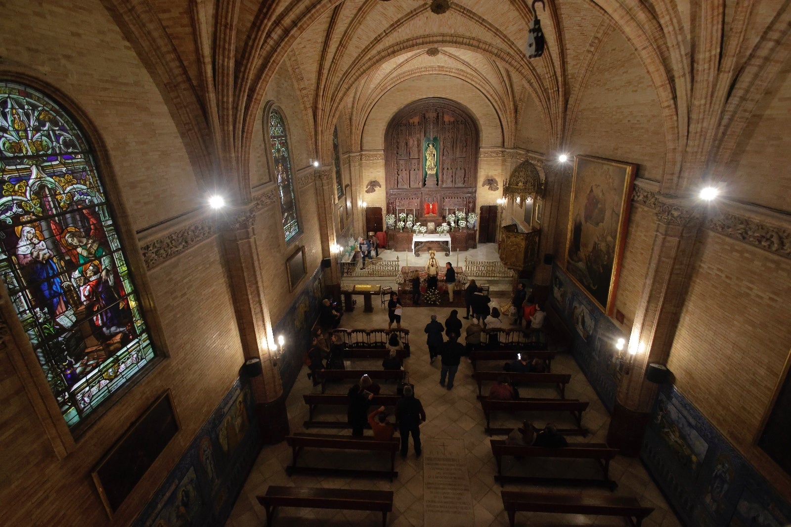 Los Javieres abre la capilla de los Luises de Sevilla para la veneración de San Francisco Javier, en imágenes