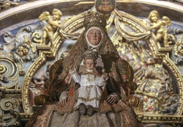 La Virgen de las Aguas, en su camarín del Salvador