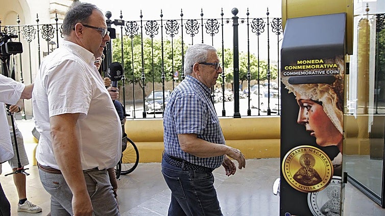 La intrahistoria de la conferencia que quiso dar Arquillo: la Macarena envió hasta cuatro burofaxes