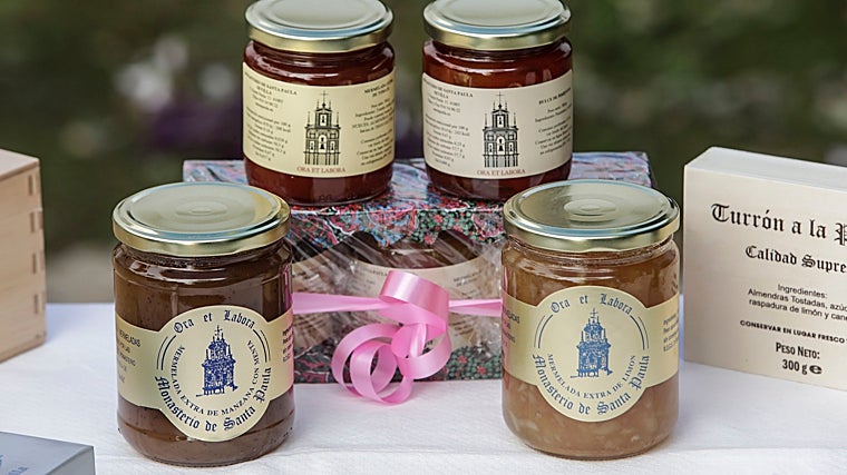 Diez toneladas de sabor conventual conquistan el paladar sevillano