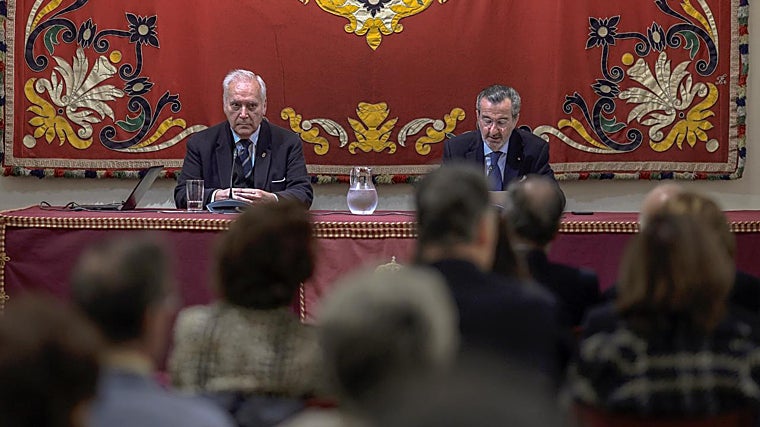 The three-day course was developed in the Poster Hall facilities of the Real Maestranza de Caballería in Seville