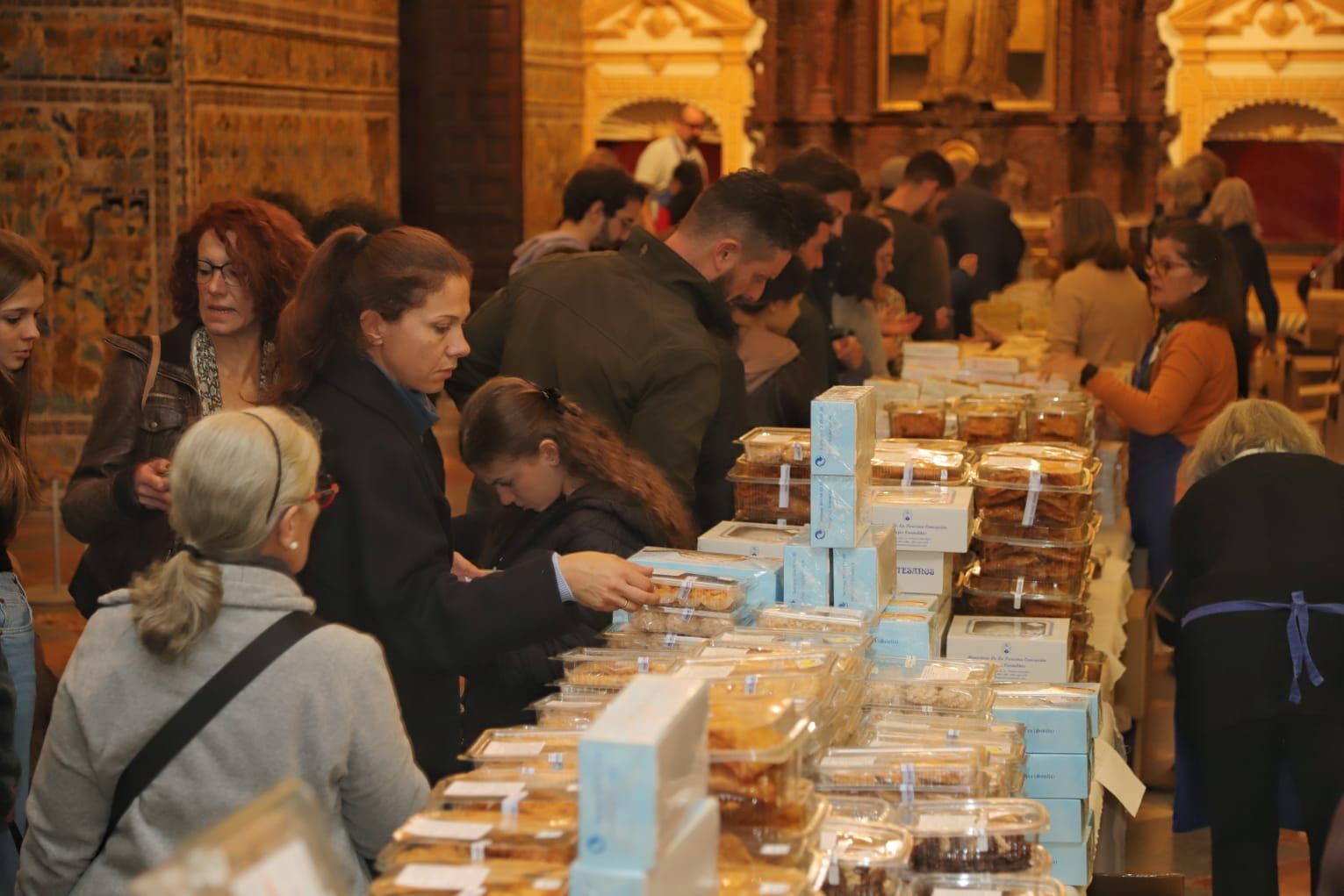 Inauguración de la Exposición de Dulces de Conventos de Sevilla: golosa tentación de Navidad