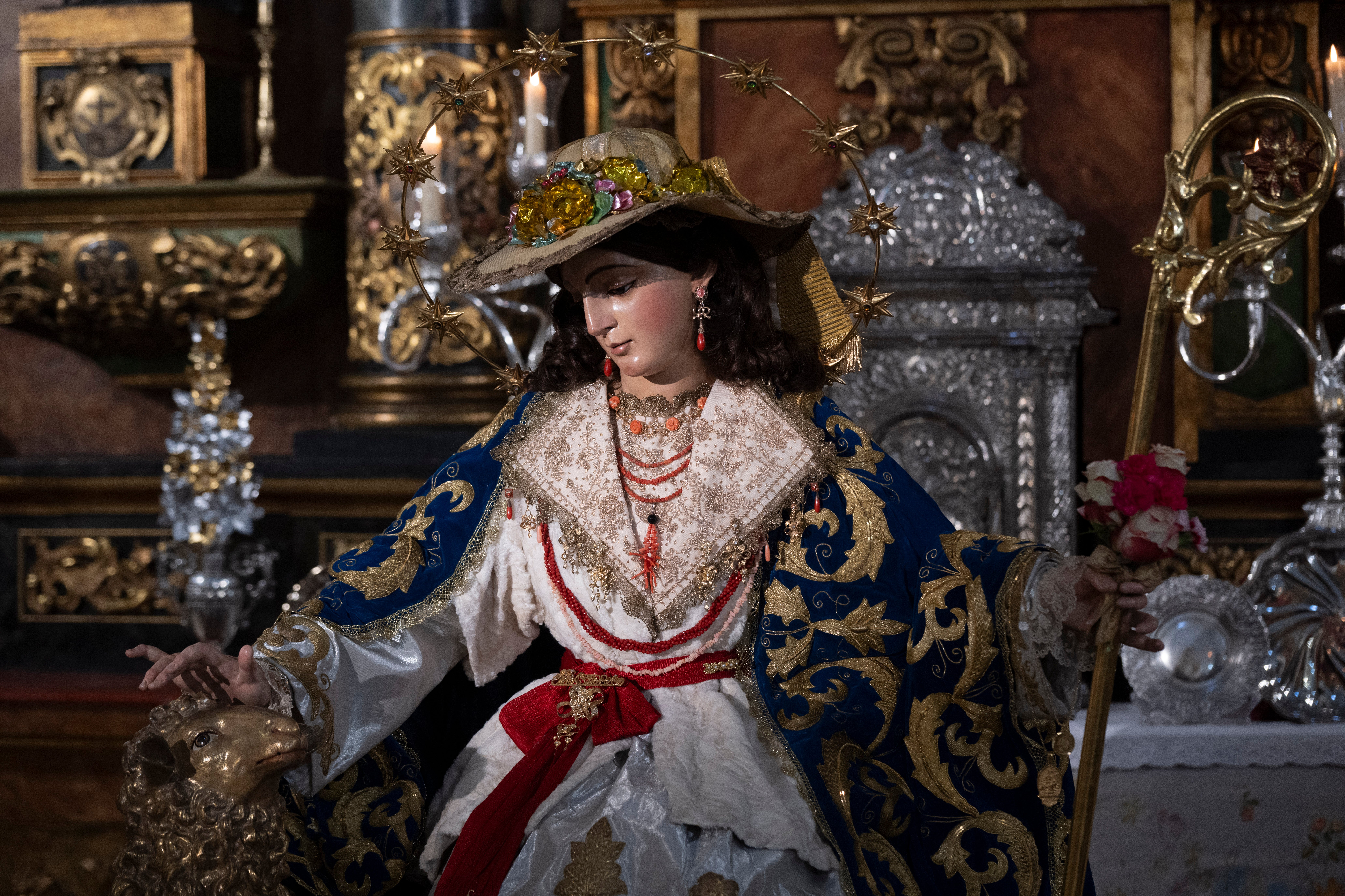 Los besamanos de la Inmaculada (V)