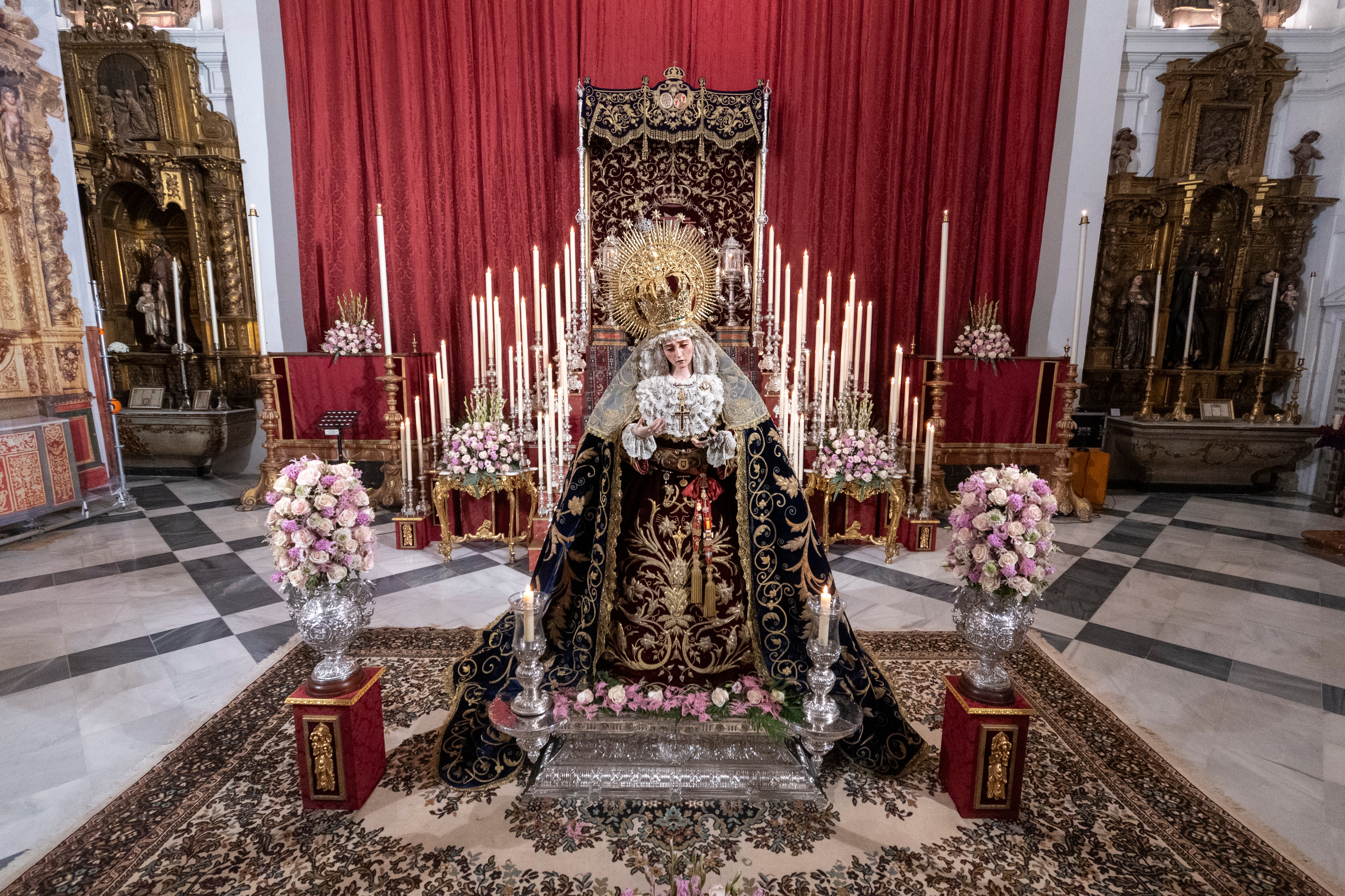 Los besamanos de la Inmaculada (V)