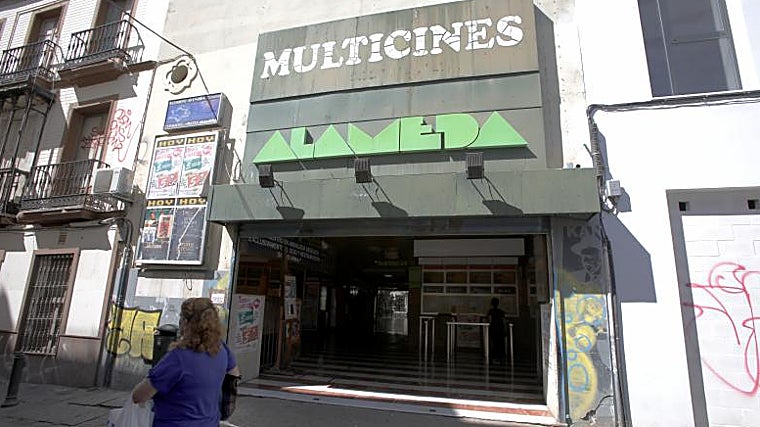 El cine Alameda, poco antes de su cierre