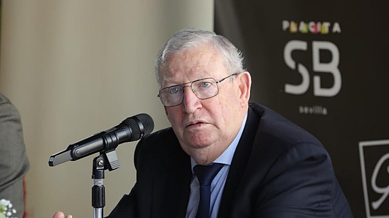 Doze sinos das confrarias de Sevilha em 2026