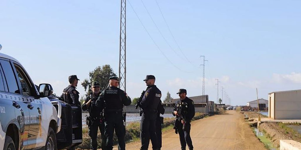 Ascienden a once los detenidos por el tiroteo de Isla Mayor y la operación sigue abierta