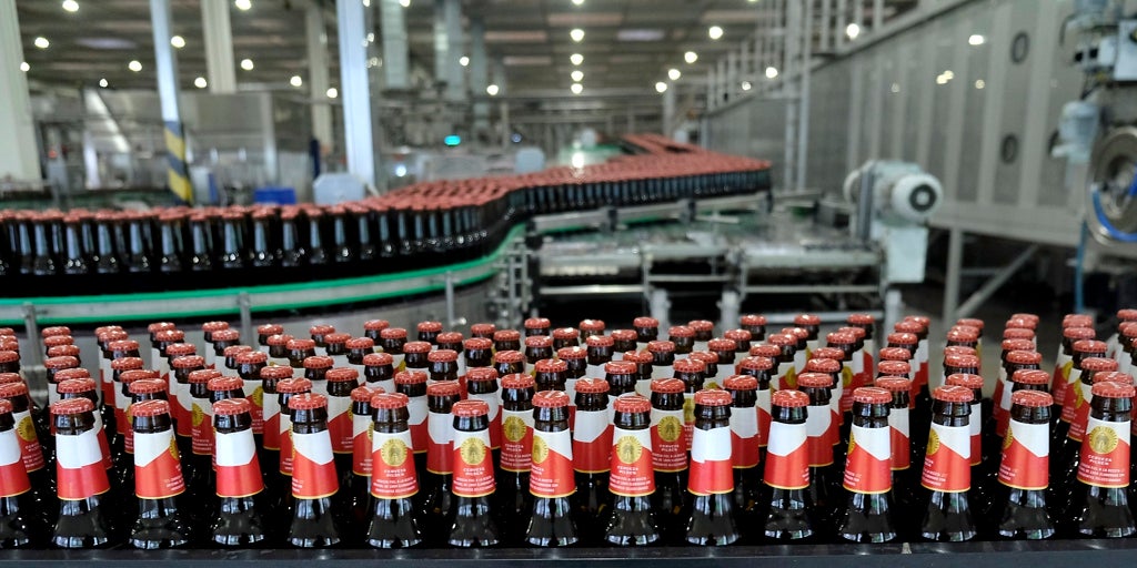 La fábrica sevillana de Cruzcampo queda a salvo del recorte de empleo de Heineken