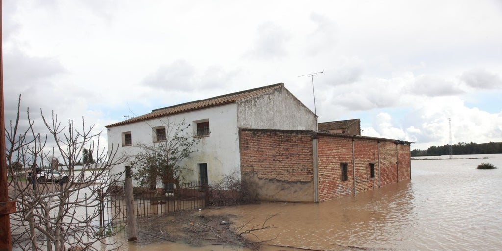 Regresan a su residencia los 36 mayores desalojados en Tocina por la amenaza de la borrasca