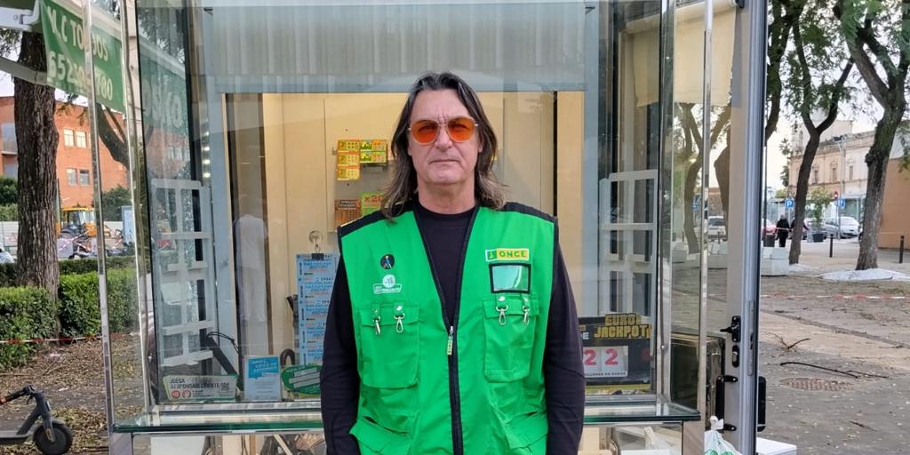Un vecino de Sevilla gana 150.000 euros con un rasca de la ONCE de 2 euros frente al Hospital Macarena