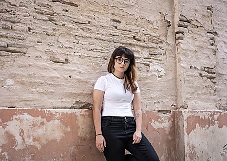 Imagen secundaria 1 - «A los 13 años creí que era trans, me equivocaba. Fui abusada y huía de mi cuerpo»