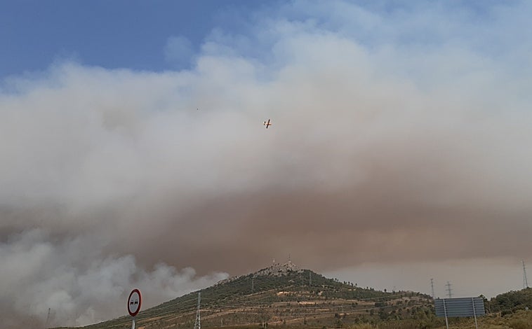 Imagen principal - Desalojo de Casas de Miravete