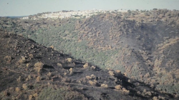 Imagen antes - El entorno de Berrocal, tras el fuego y 18 años después