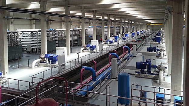 La desaladora de Águilas es capaz de producir 210.000 metros cúbicos de agua al día
