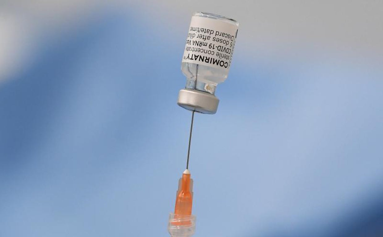 Una dosis de la vacuna de Pfizer