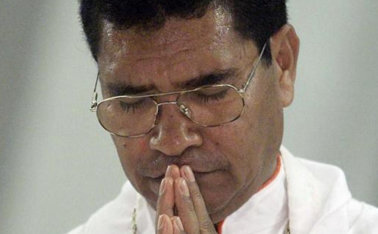 El Vaticano confirma sanciones contra el obispo Belo, acusado por abusos sexuales en los años 90