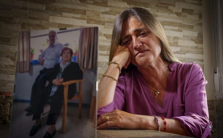 La hija de un matrimonio que falleció en una residencia: «Mis padres murieron solos, encerrados en una habitación»