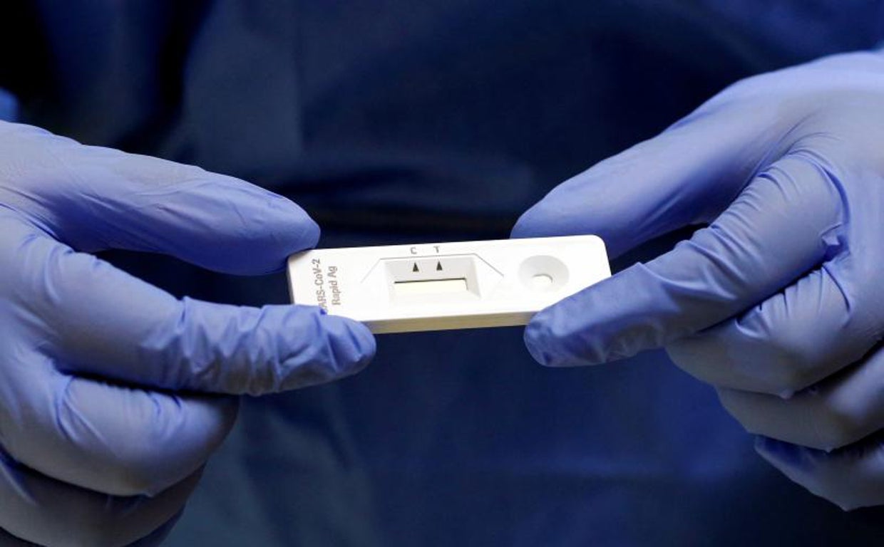 Europa advierte que la nueva variante de Ómicron aumentará los casos de Covid-19