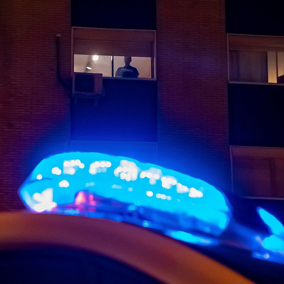 Muere de un infarto tras encontrar el cadáver de su hijo, que se había suicidado