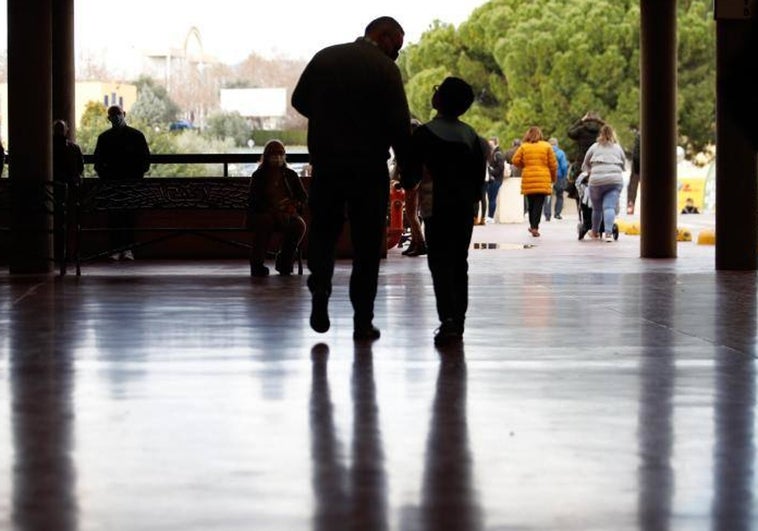 ¿Cómo afecta la Ley de Familia a padres y madres?