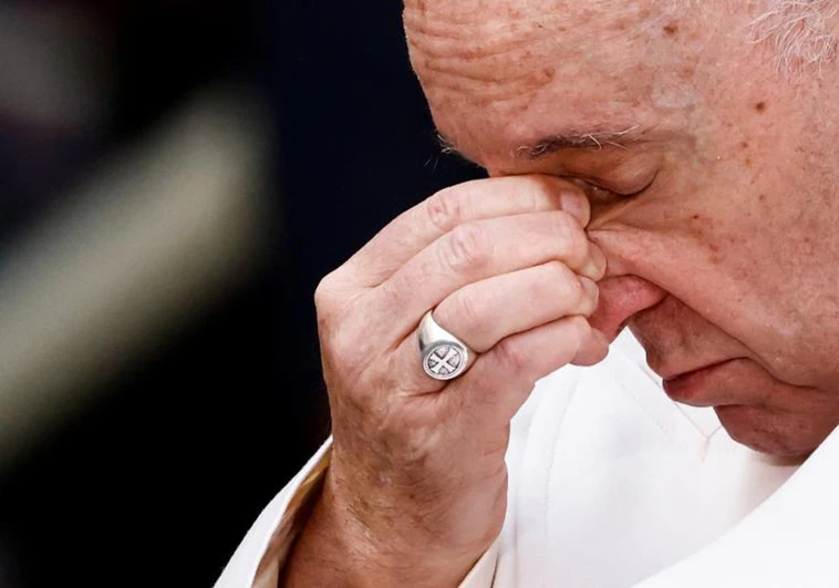 El Papa rompe a llorar al hablar sobre Ucrania: «La guerra es una derrota para la humanidad»