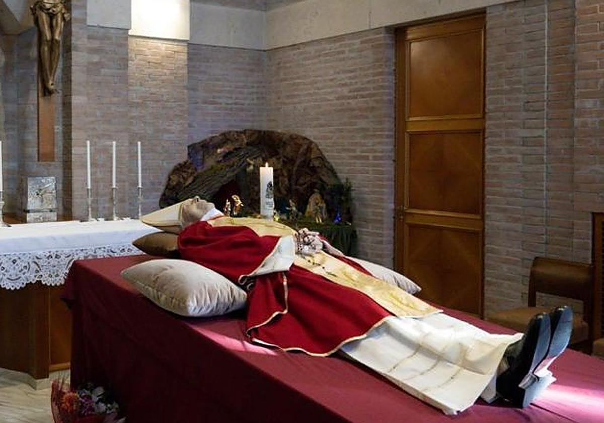 La capilla donde yace Benedicto XVI
