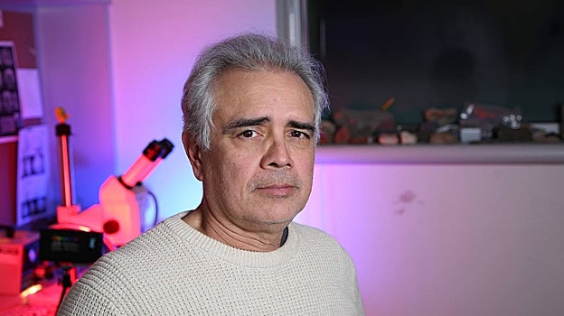 Otro de los premiados, James Zachos, de la Universidad de California, en su laboratorio