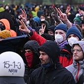 Los activistas alemanes continúan su campaña en la mina de Hambach