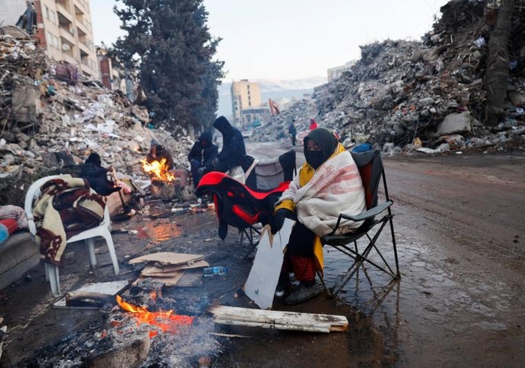 Sobornos a funcionarios y materiales poco resistentes: el terremoto de Turquía destapa los excesos de su 'boom' inmobiliario