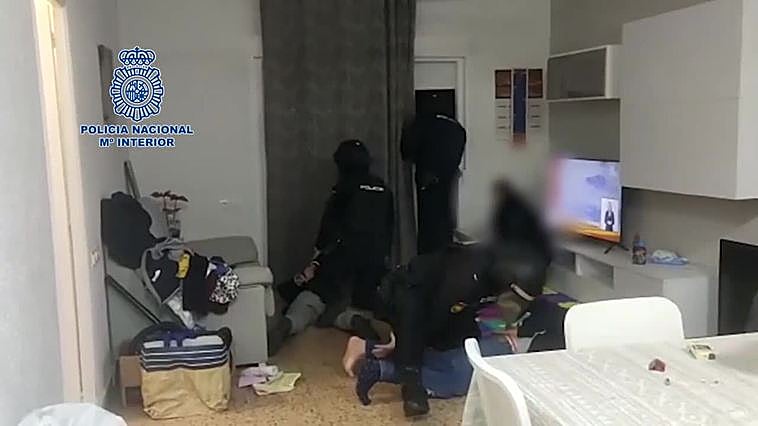 Cae una red que traía cocaína de Perú a España usando mulas