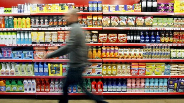 Supermercados, ¿Qué conocidas empresas se esconden tras los yogures de  marca blanca?