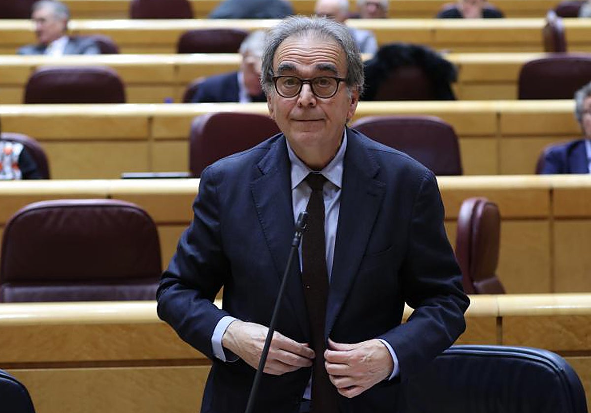 El ministro de Universidad, Joan Subirats interviene en un pleno del Senado