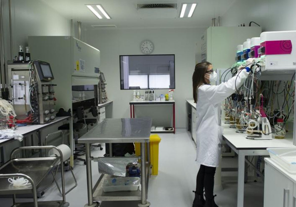 Instalaciones de los laboratorios de Hipra, en su planta de Amer (Gerona)