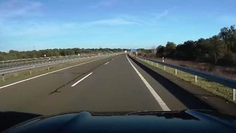 Investigado un conductor sin carnet que circulaba en sentido contrario en Cáceres