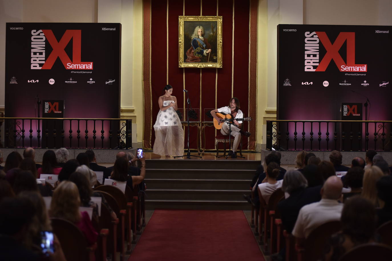 La cantaora María José Llergo durante su actuación en la ceremonia de entrega de los galardones.