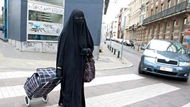 La justicia europea avala la prohibición del velo en el trabajo