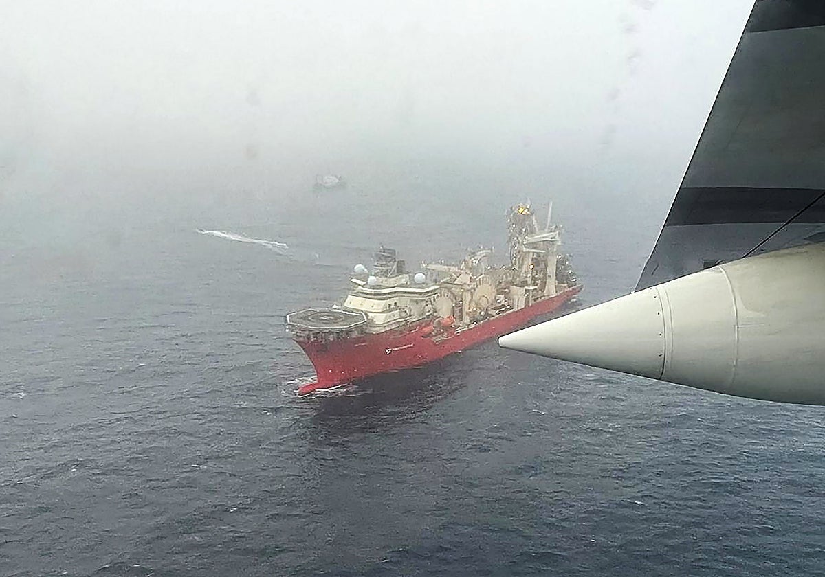 Aviones y barcos participan en la operación de búsqueda del Titán de OceanGate