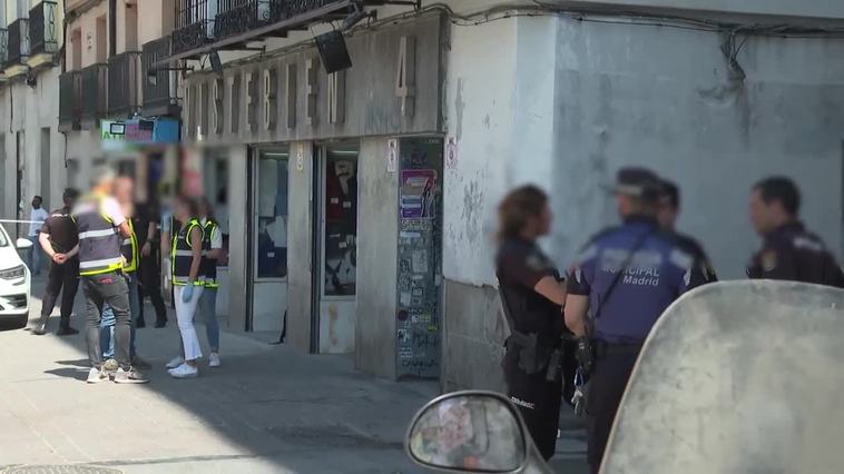 La mujer asesinada a puñaladas en una tienda de Tirso de Molina era la encargada