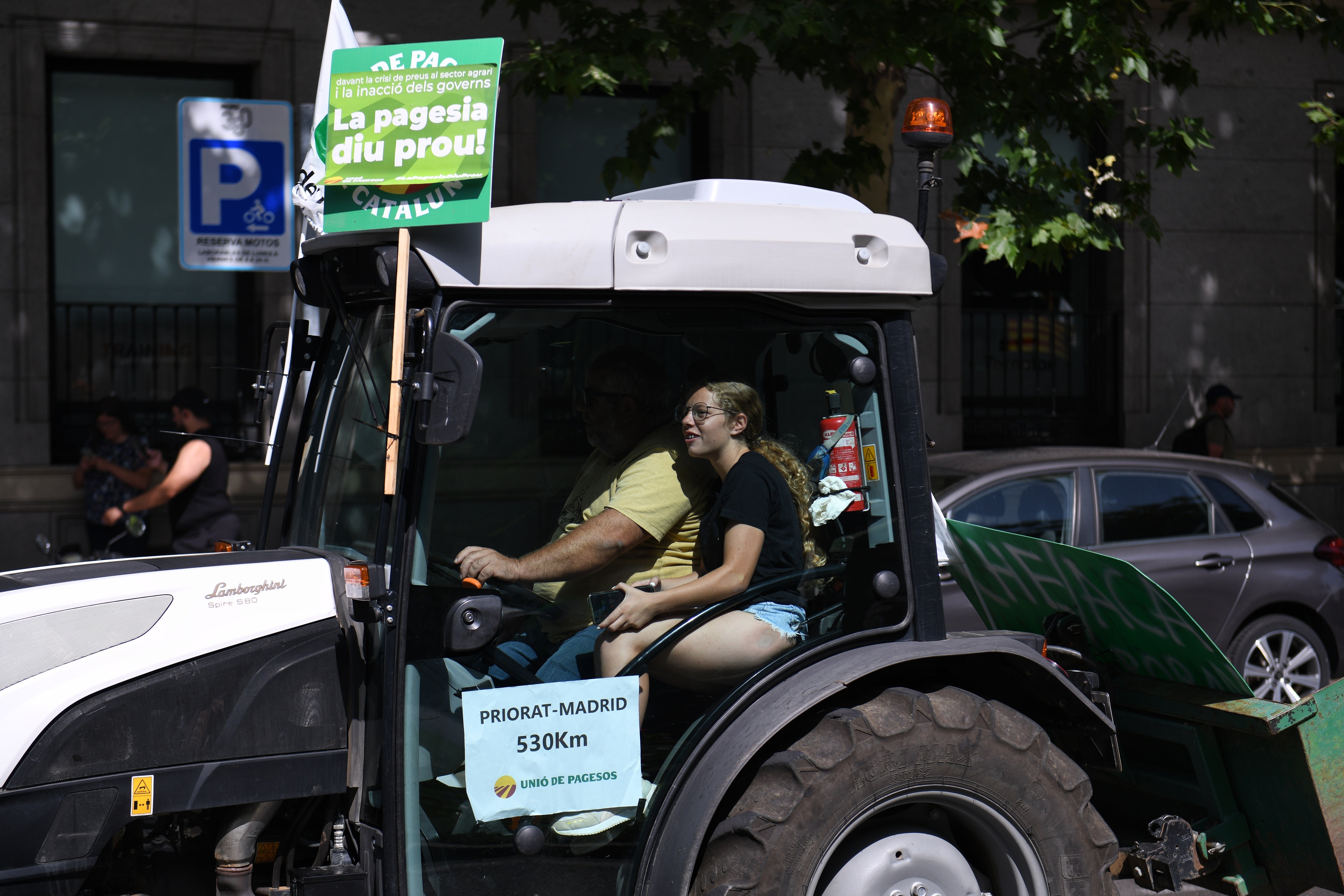 La protesta ha sido convocada por Unión de Uniones en Madrid
