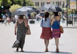 Treinta provincias entran este lunes en alerta por calor, con Córdoba y Jaén en riesgo extremo y hasta 45º