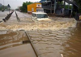 Al menos 22 muertos por lluvias torrenciales e inundaciones en la India