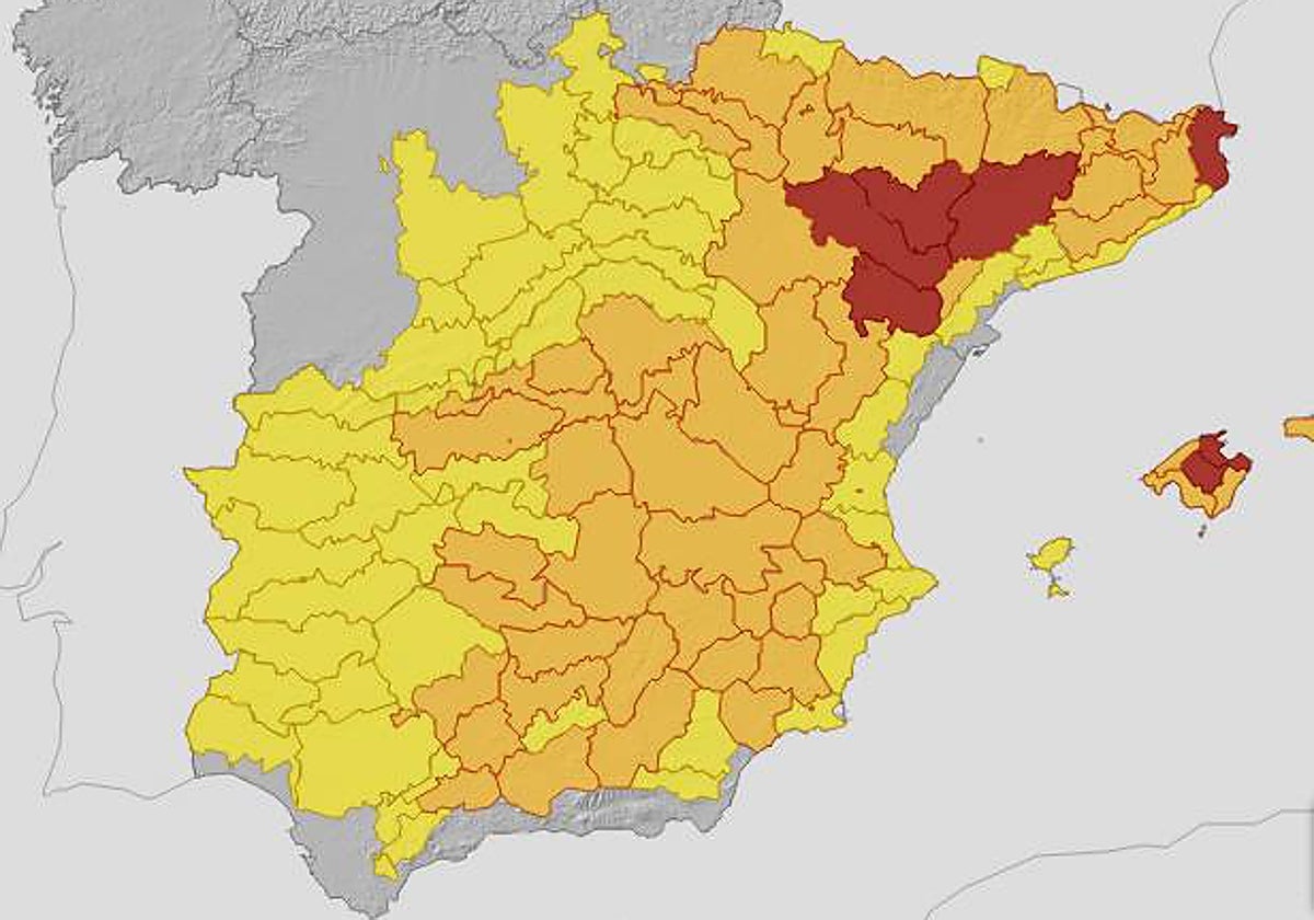 Mapa con las zonas bajo alerta de la Aemet durante este martes 18 de julio