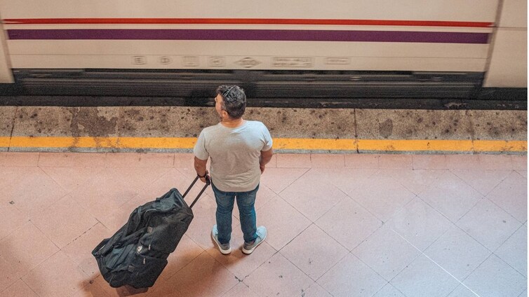 Viajar en tren es cuatro veces más caro que en avión en España, según Greenpeace