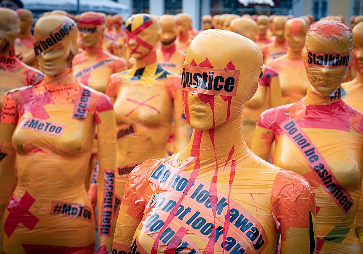 Esculturas en contra de la «violencia doméstica»